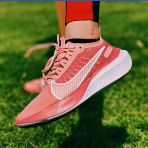 Nike Zoom Gravity Rose Quartz / Light Redwood / Wh